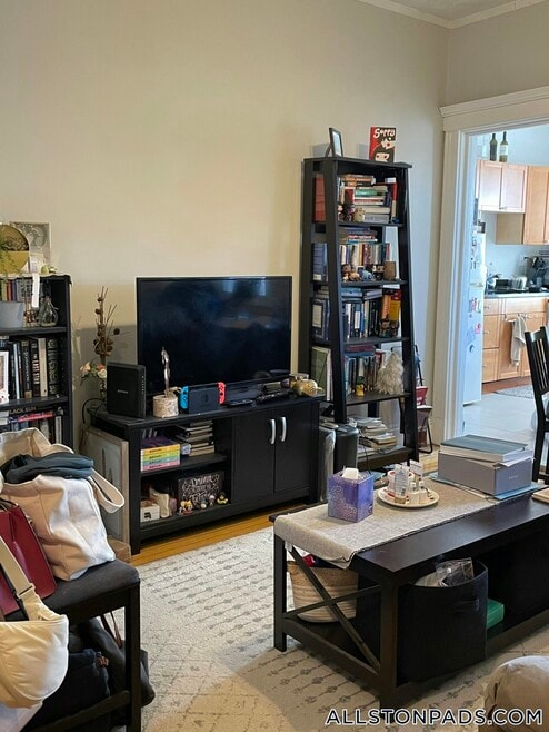 Building Photo - 33 Highgate St
