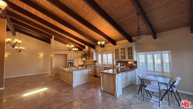 Building Photo - 4127 W 176th St