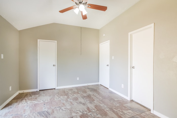 Building Photo - 3117 Oak Rock