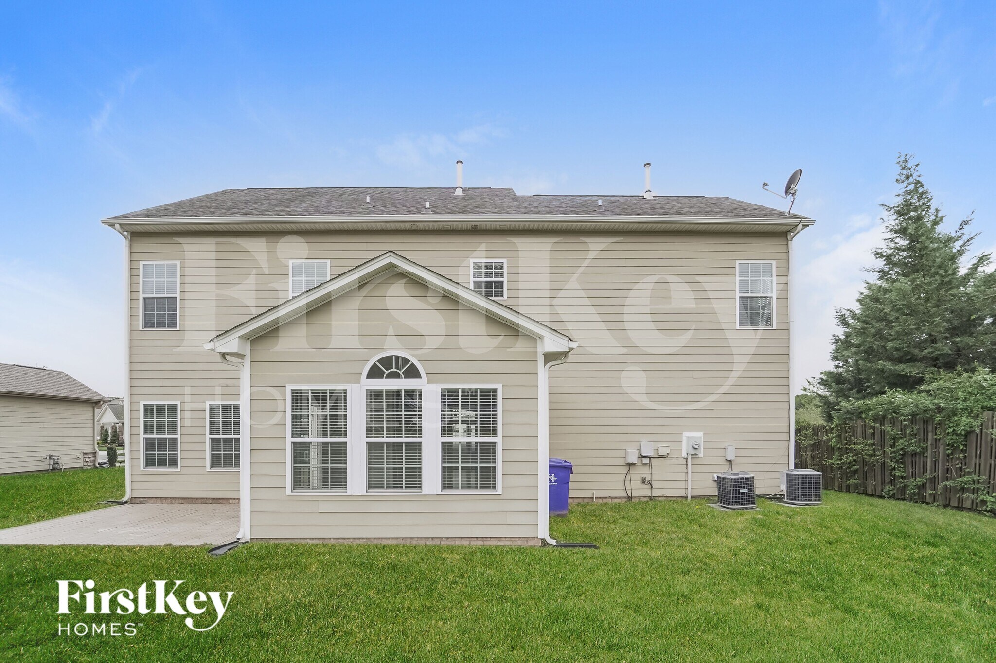 Building Photo - 16618 Grassy Creek Dr