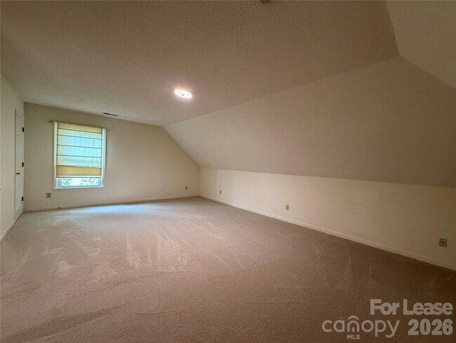 Building Photo - 118 Sunfish Dr