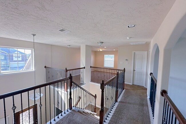 Building Photo - 2527 Bal Harbour Dr