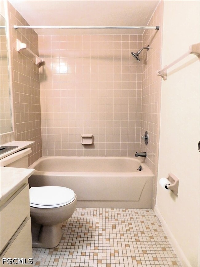 Building Photo - 10525 Putnam Ct