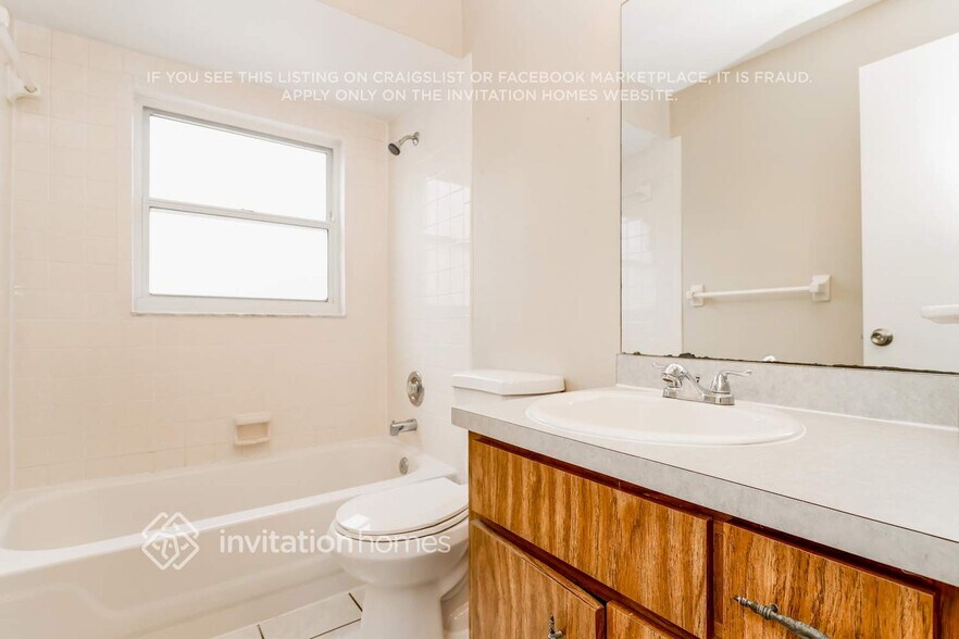 Building Photo - 12810 129th Terrace N