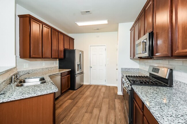 Building Photo - Beautifully Updated 3 Bedroom Home with Modern Upgrades in Marietta