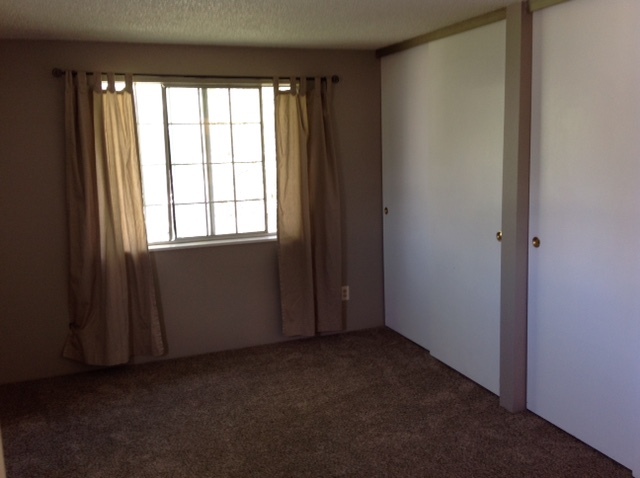 Master bedroom - 14152 E Colorado Dr