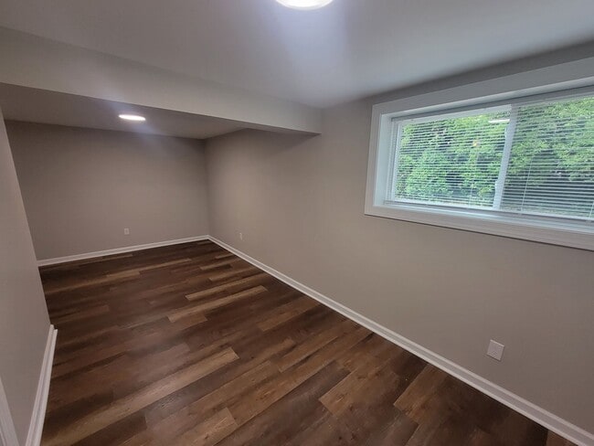 Building Photo - Harlem - Columbia County