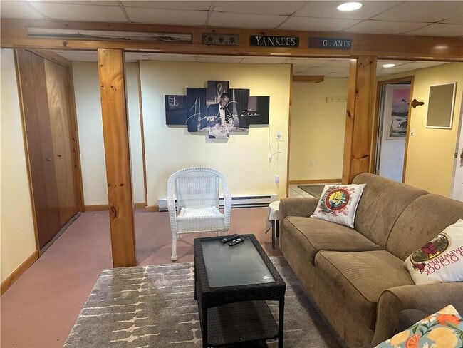 Building Photo - 5 Nevis Ct