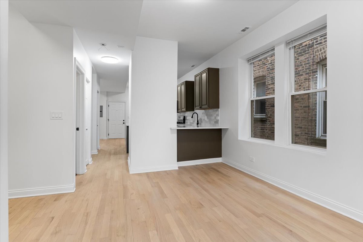 Building Photo - 2649 W Thomas St