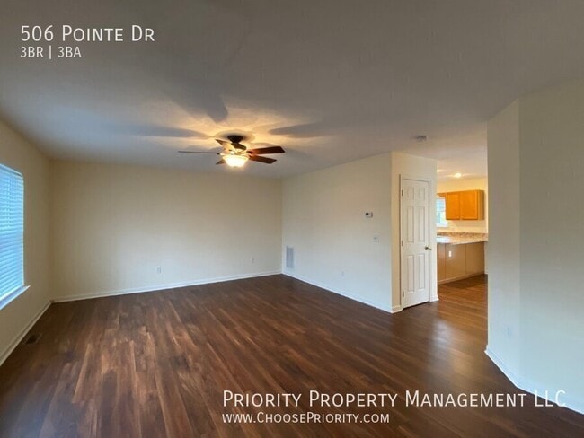 Building Photo - 506 Pointe Dr