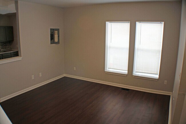 Building Photo - The Moore Townhouses