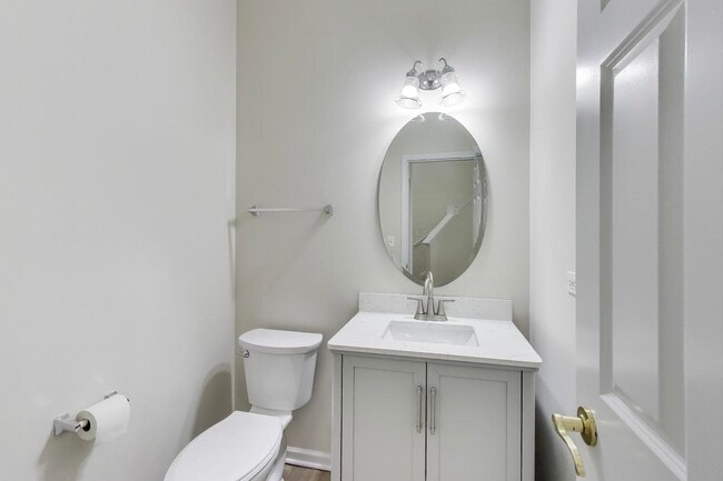 Building Photo - 23927 McMullin Cir