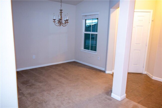 Building Photo - 142 Leon River Loop