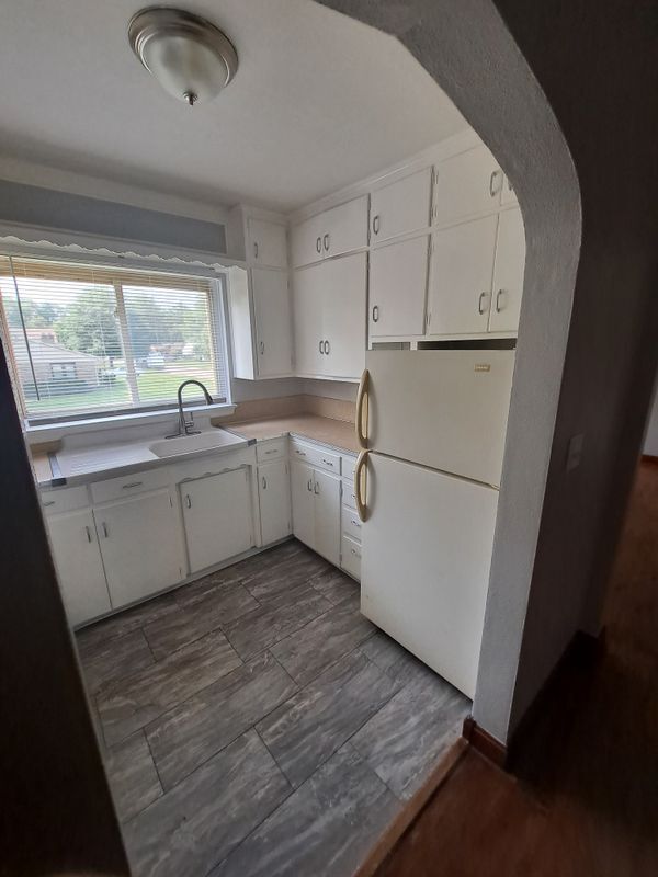 Building Photo - 2025 21st St