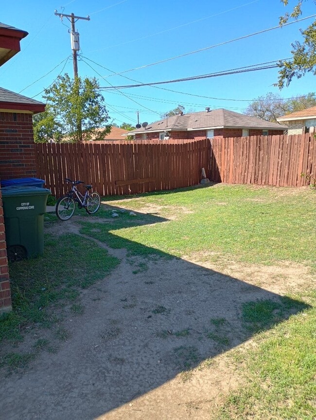 Building Photo - 1104 Georgetown Rd