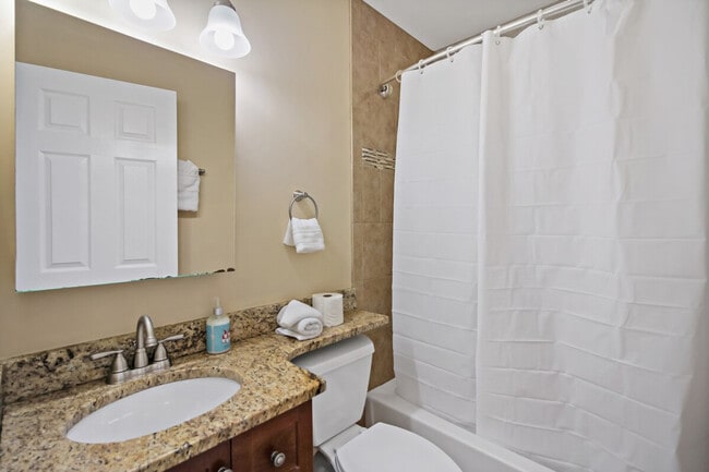 Building Photo - 7103 Highland St