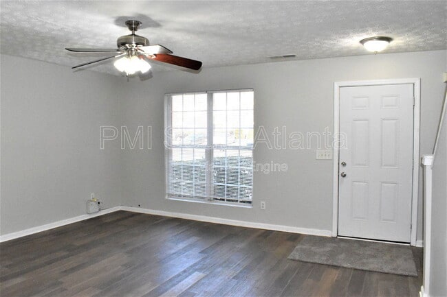 Building Photo - 5798 Strathmoor Manor Cir