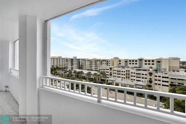 Building Photo - 1340 S Ocean Blvd