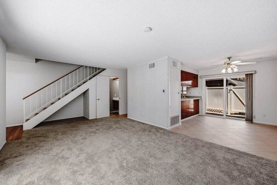 Building Photo - 28832 Conejo View Dr