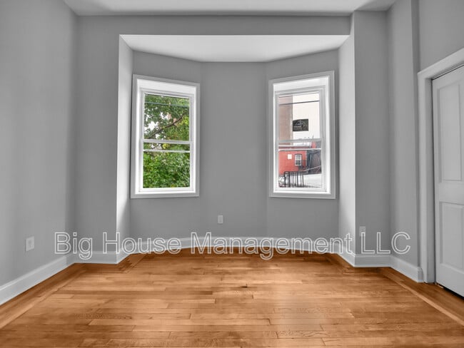 Building Photo - 707 Druid Park Lake Dr