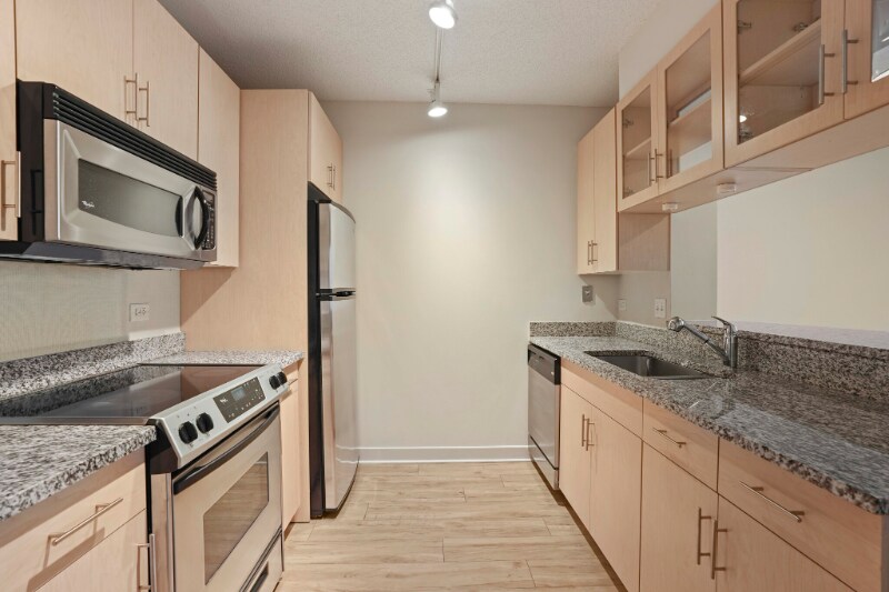 Building Photo - 1211 S Michigan Ave