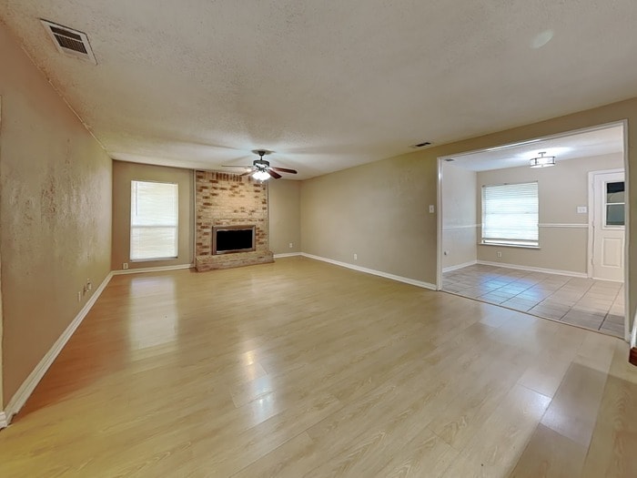Building Photo - 3305 Hampden Dr
