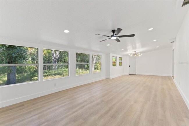 Building Photo - 4504 S 26th Ave