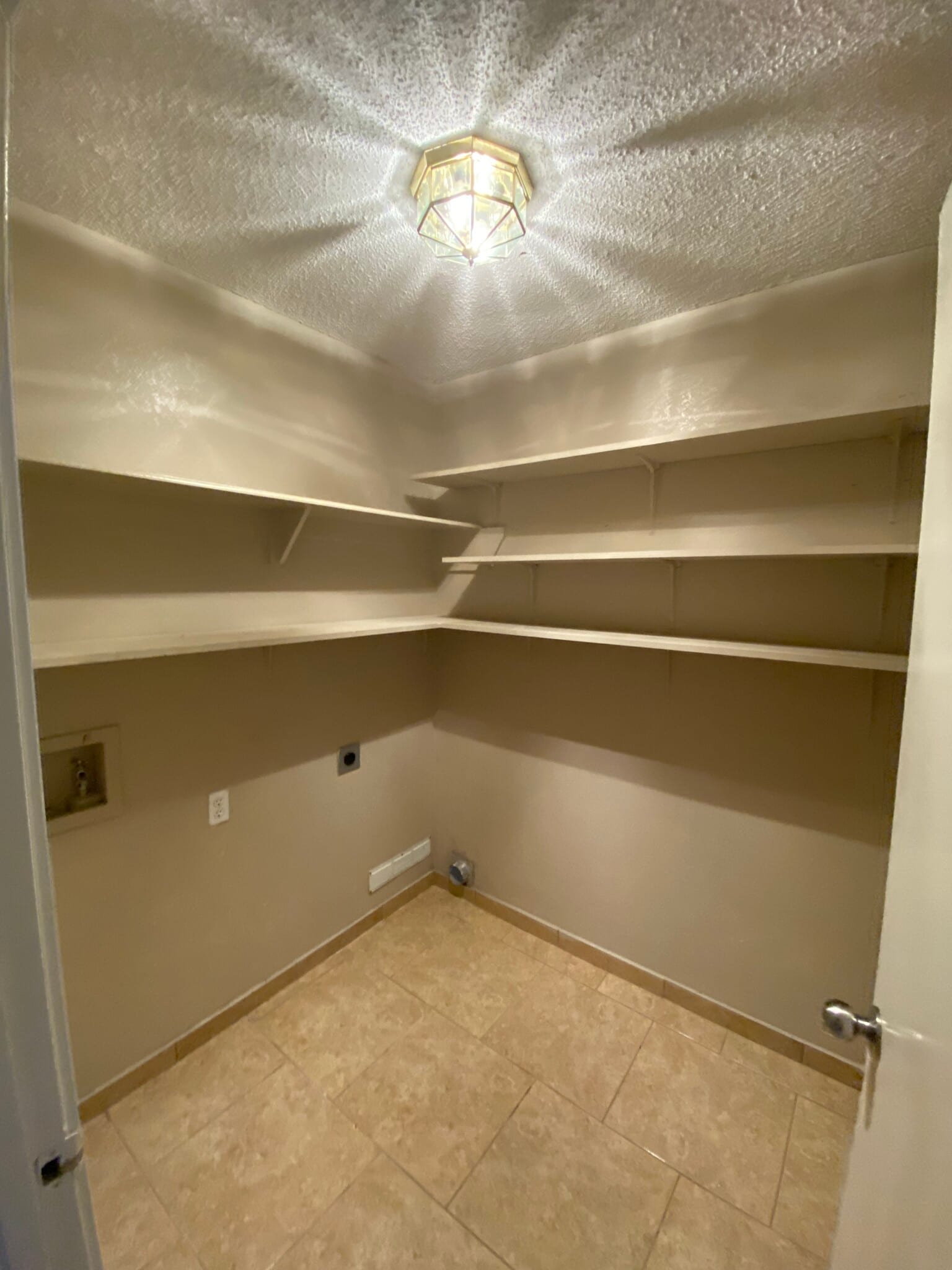 Laundry Room - 810 W La Quinta Dr