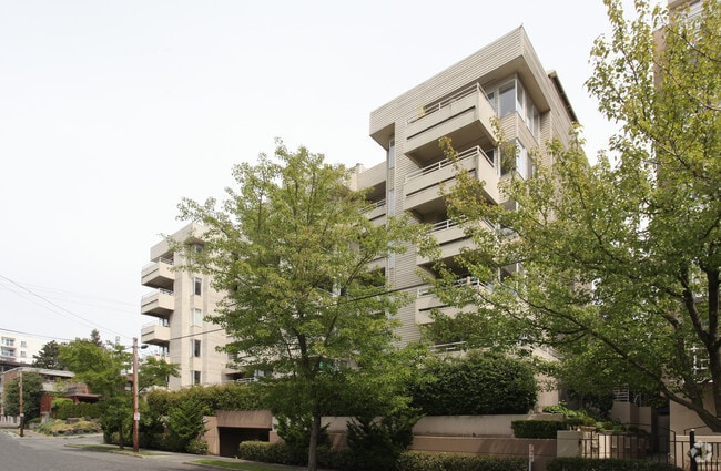 Castellan - Castellan Apartments