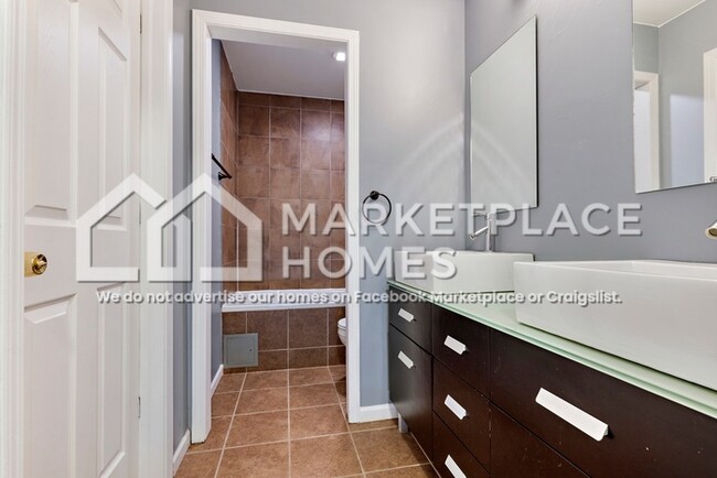 Building Photo - 7273 Mabels Way