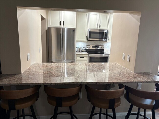 Building Photo - 1401 S Ocean Blvd