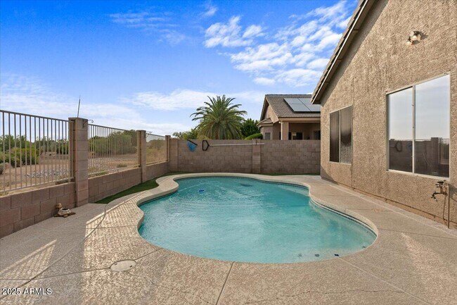 Building Photo - 4615 E Prickly Pear Trail