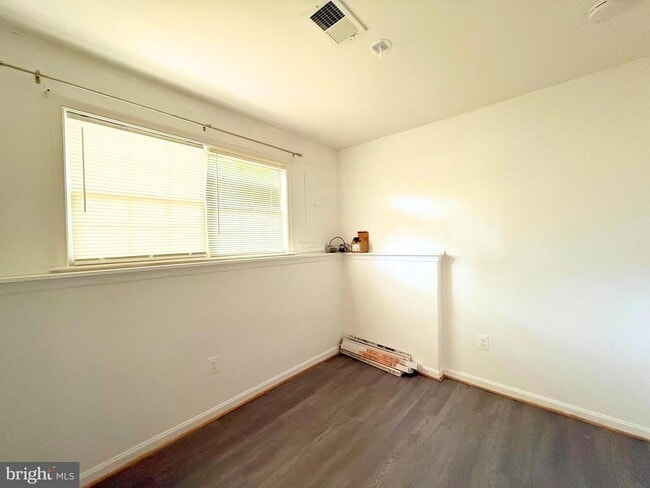 Building Photo - 14051 Jump Dr