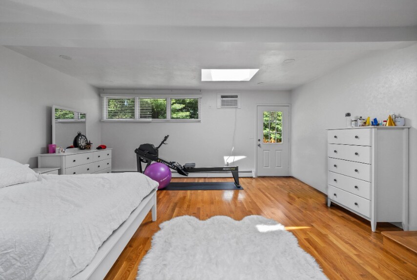 Building Photo - 11 Patterson Rd