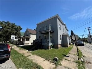 Primary Photo - 2915 Roanoke Ave