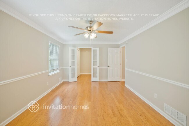 Building Photo - 468 Summerville Dr NW