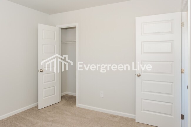 Building Photo - 22629 Dashwood Ln