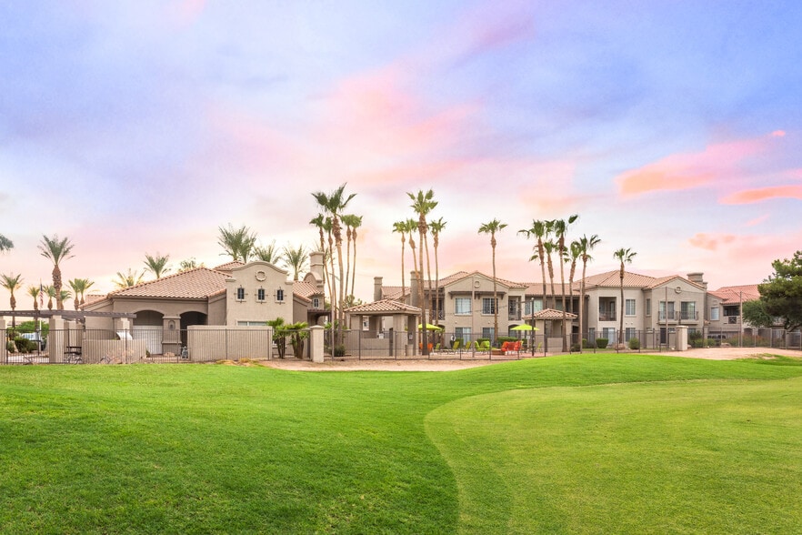 Primary Photo - The Linq