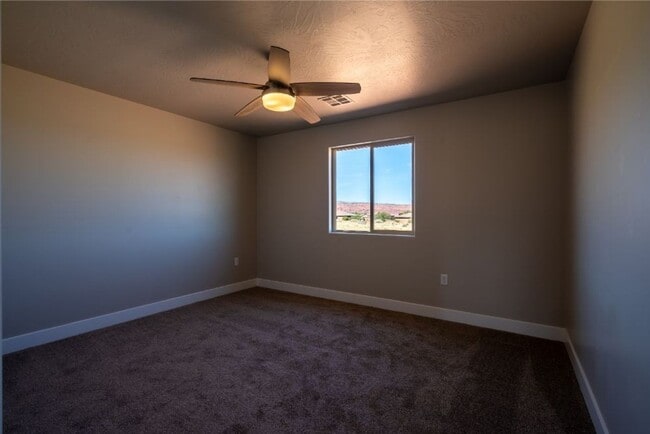 Building Photo - Amazing views! Like New 3 bedroom, 2.5 bath townhome, 2 car garage
