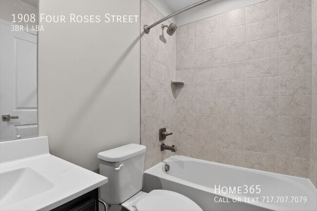 Building Photo - 1908 Four Roses St