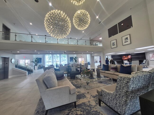 Building Photo - 12654 Via Ravenna