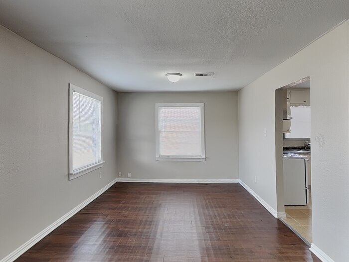 Building Photo - 3758 Denton Hwy