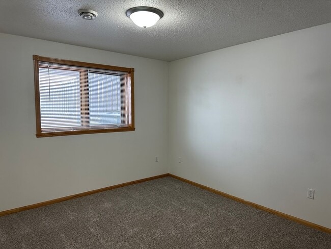 Building Photo - 1641 51st St S