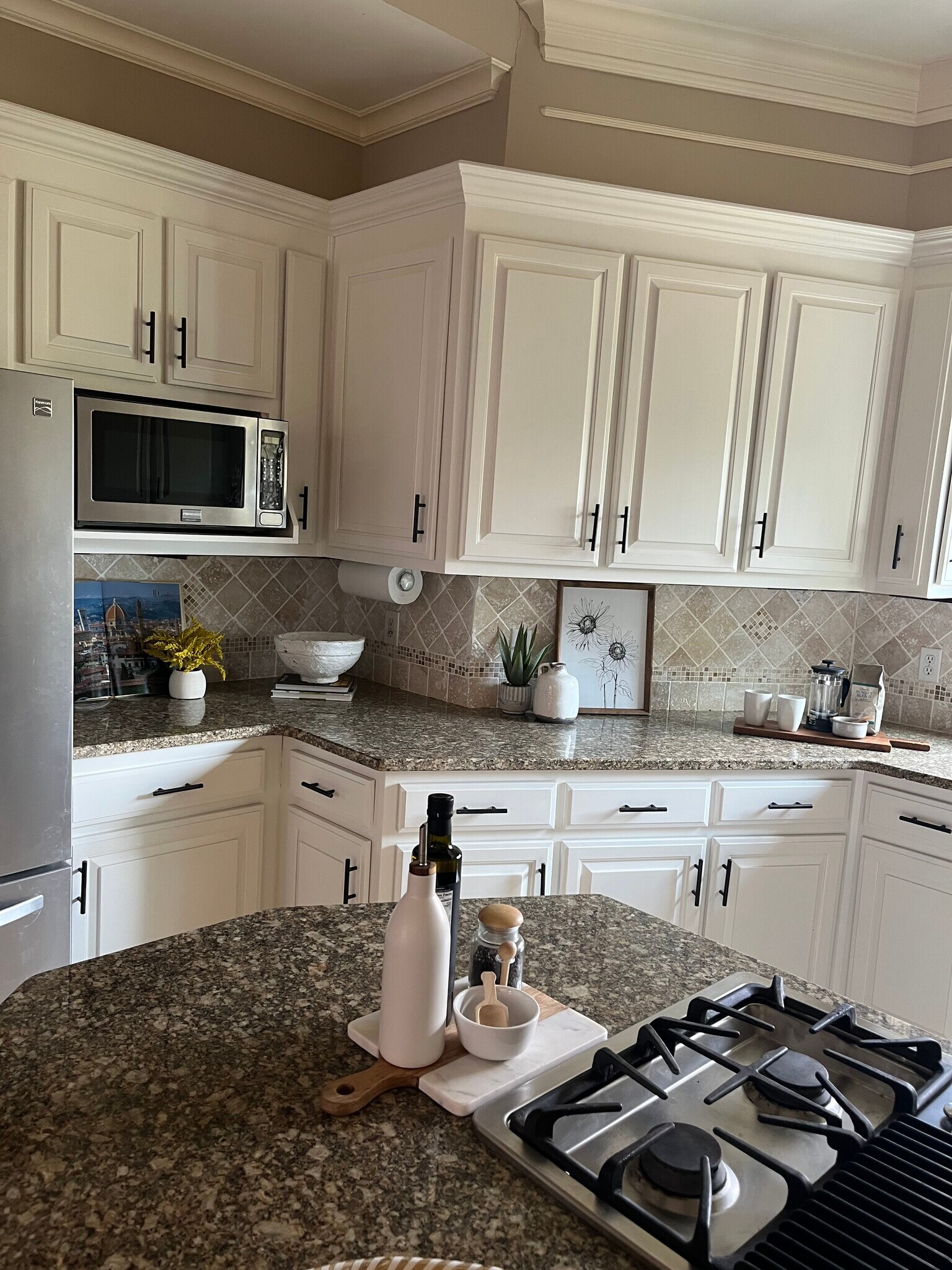 Building Photo - 5172 Remington Dr