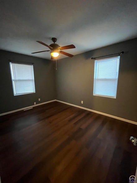 Building Photo - 2313 W 9th Ave