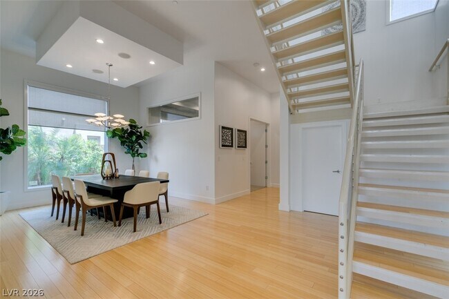 Building Photo - 483 Toucan Ridge Ct