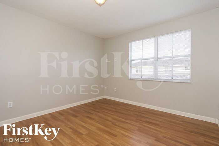 Building Photo - 24521 SW 110th Ave