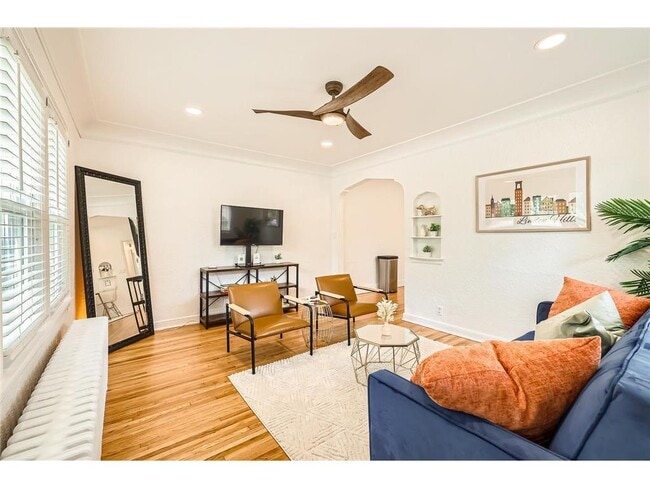 Building Photo - 3805 France Ave S