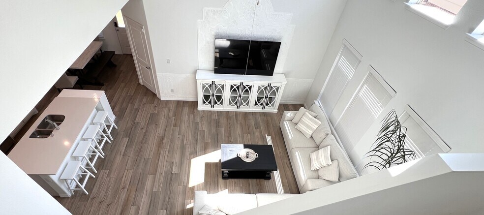 Building Photo - 5334 Riverwalk Pky