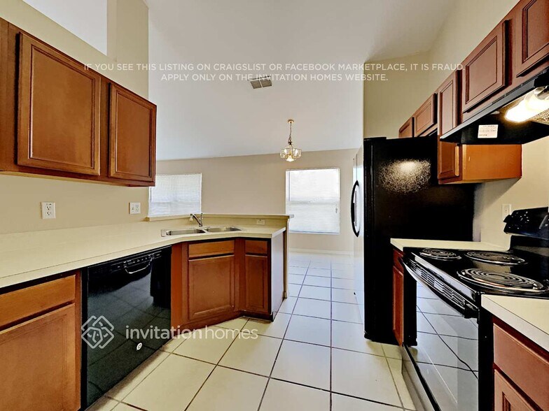 Building Photo - 749 Gentle Breeze Dr